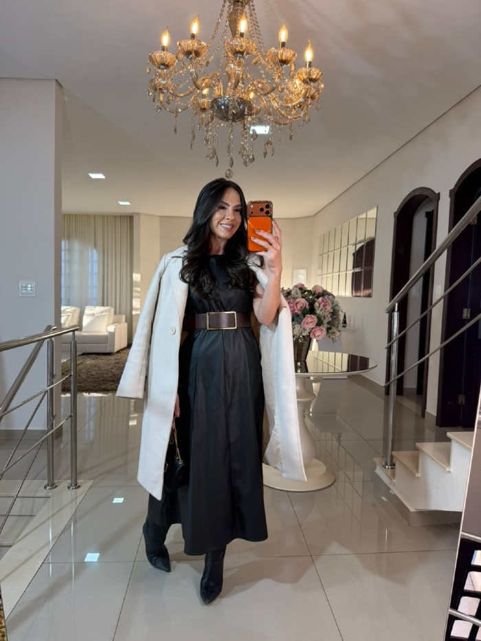 Vestido Midi Couro Beatriz Preto