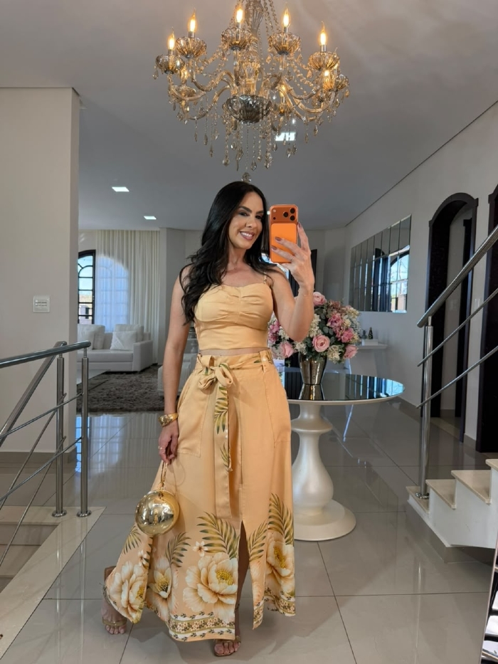 Conjunto Karoline Caramelo