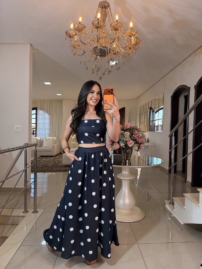 Conjunto Anitta Preto Poá