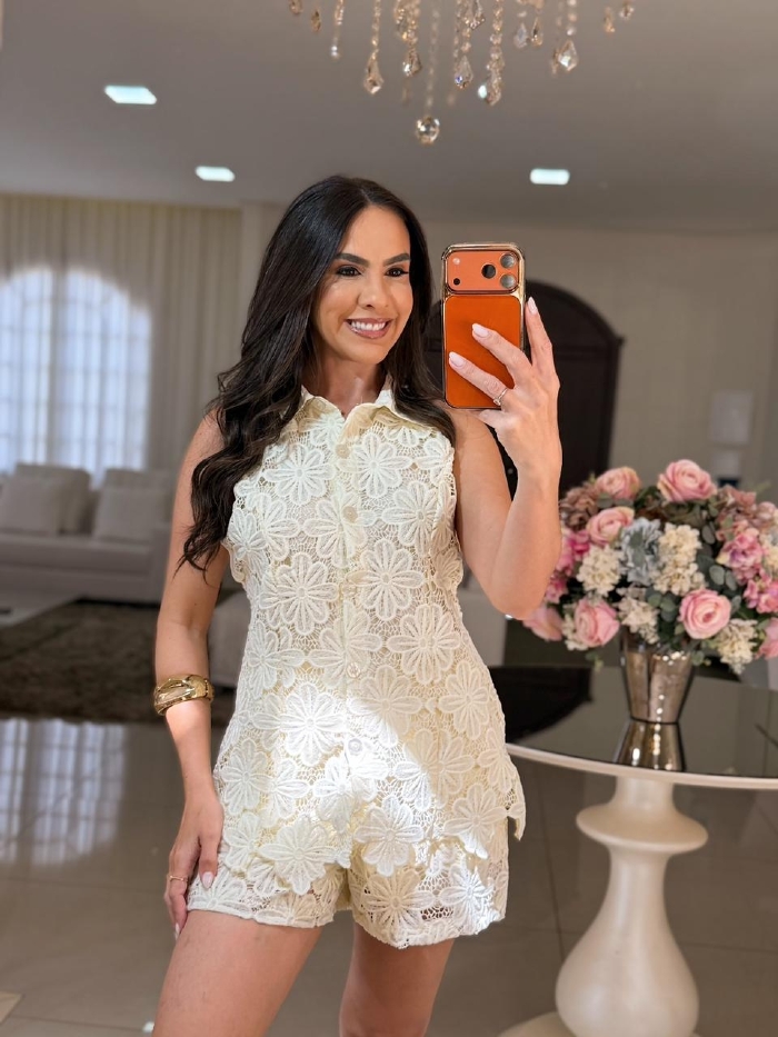 Conjunto em Laise Rágna Amarelo Manteiga