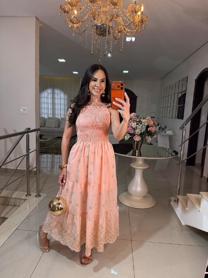Vestido em Laise Rosália Salmão