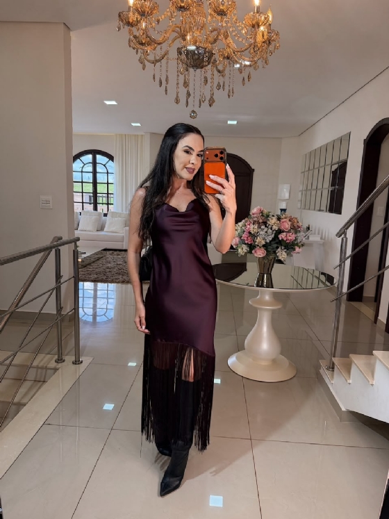 Vestido Cetim Franjas Angelita Uva