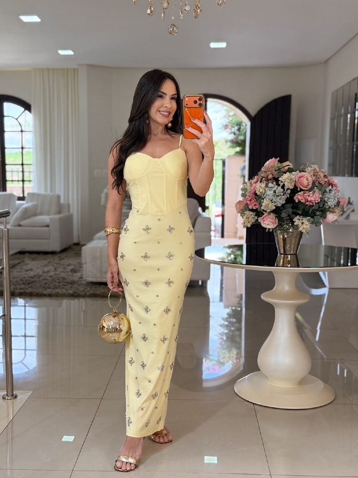 Vestido Eslovênia Amarelo Manteiga