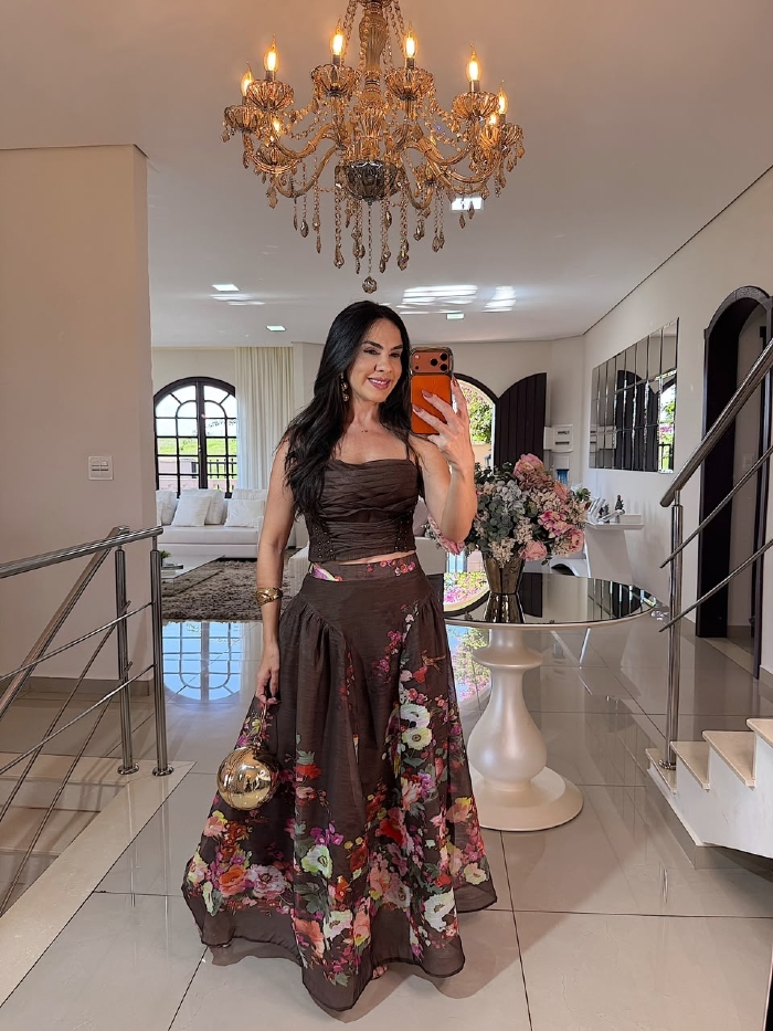 Conjunto Alicia Marrom