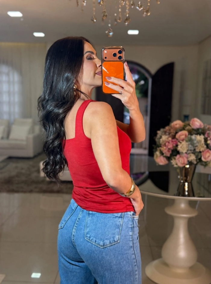 Regata Debora Vermelha
