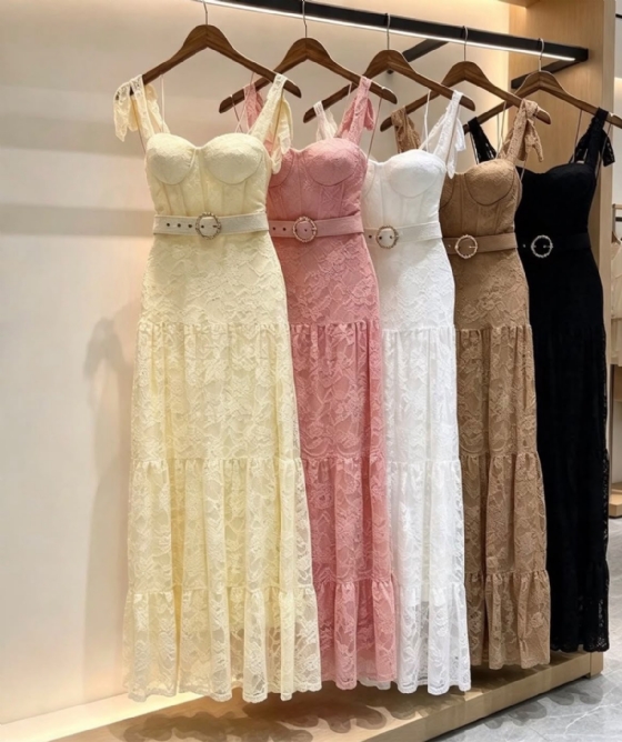 Vestido Importado em Renda Catherine Preto
